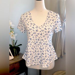 No Boundaries Blue & White Floral Top, Junior Girls Large (11-13)